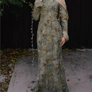 BRAND NEW LAMEERAMODA Nailea Organza Floral Dress- Mint SIZE: S